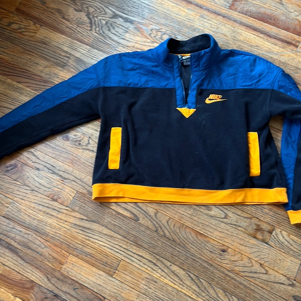 Good condition but had the zipper broken easy fix?